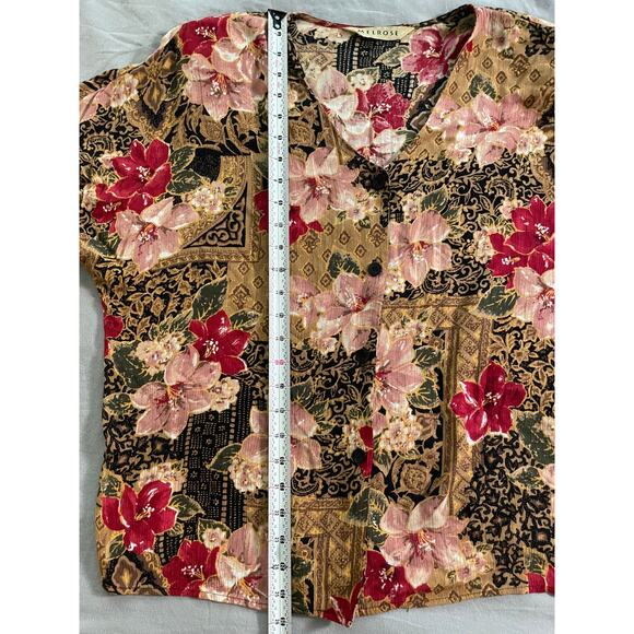 MELROSE floral quilted style pattern Short sleeve top - Picture 7 of 7
